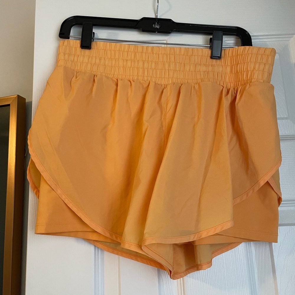 All in Motion Women's Peach Athletic Shorts